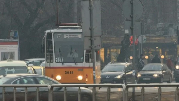 Жители на четири квартала отиват на протест пред Столична община заради мръсния въздух