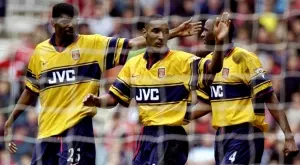 {{ otherArticle[0].article.title }}