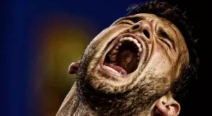 {{ otherArticle[0].article.title }}