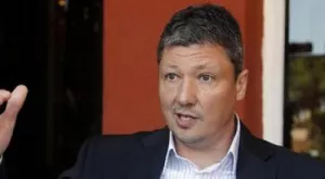 Пенев и екипът му напуснаха Конгреса, но са сигурни, че печелят изборите