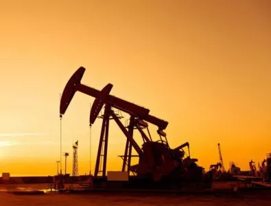 ОПЕК се плаши от Русия за петрола, бензиностанция на 