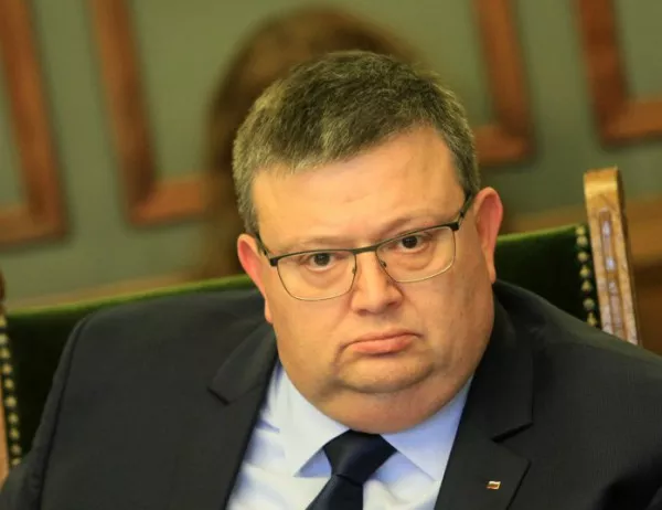 Цацаров официално пое надзора на разследването заради катастрофата "Местан"