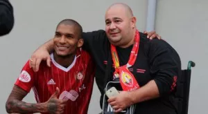 {{ otherArticle[0].article.title }}