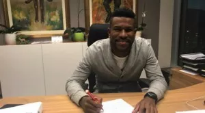 {{ otherArticle[0].article.title }}