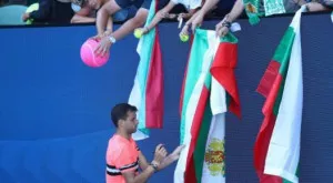 {{ otherArticle[0].article.title }}