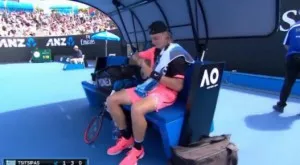 {{ otherArticle[0].article.title }}