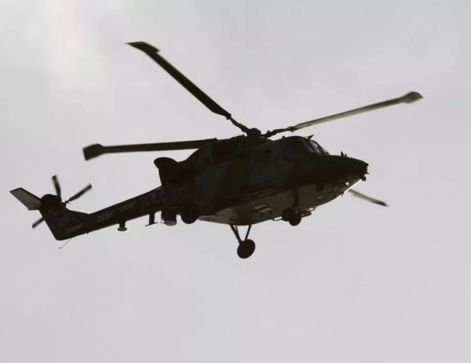Хеликоптер се разби в дърво в Испания, има жертви  
