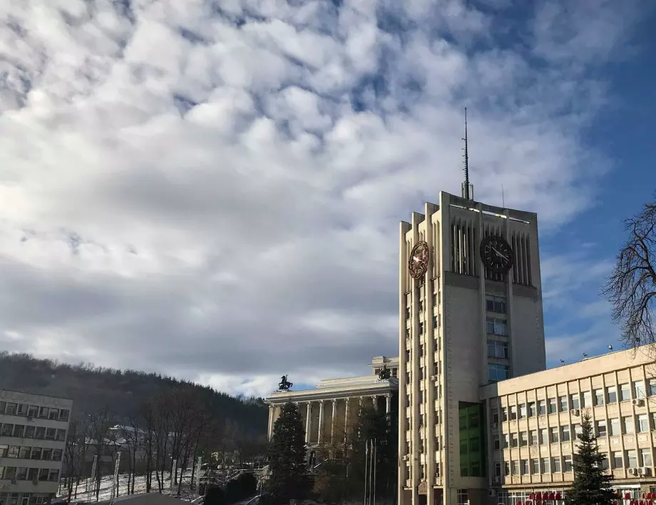 Ще познаете ли кой е най-дългият град в България?