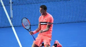 {{ otherArticle[0].article.title }}