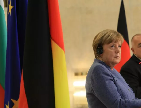 Меркел: Не е ясно колко ще продължат преговорите за коалиция