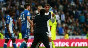 {{ otherArticle[0].article.title }}