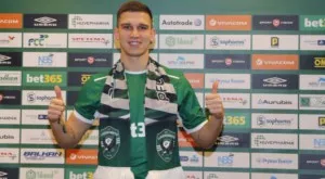 {{ otherArticle[0].article.title }}