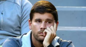 {{ otherArticle[0].article.title }}