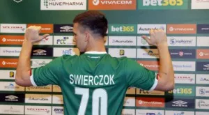 {{ otherArticle[0].article.title }}