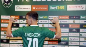 {{ otherArticle[0].article.title }}