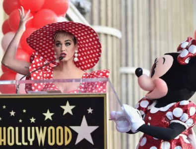 Мини Маус получи звезда на Алеята на славата в Холивуд (ВИДЕО)
