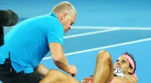 {{ otherArticle[0].article.title }}