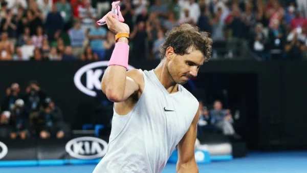 Контузия изхвърли Надал от Australian Open