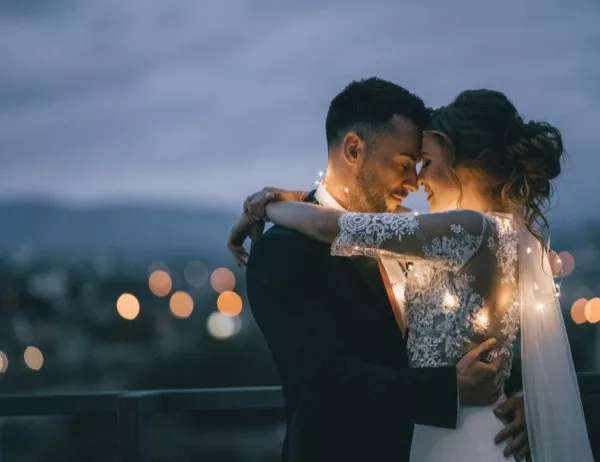 15 двойки ще сключат брак във Варна на празника