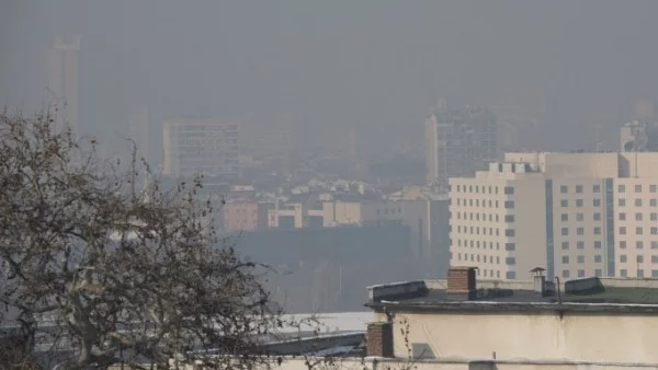 Хиляди българи могат да не умират, ако общините не допускат замърсяване на въздуха