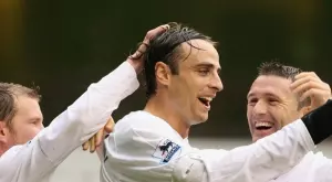 {{ otherArticle[0].article.title }}