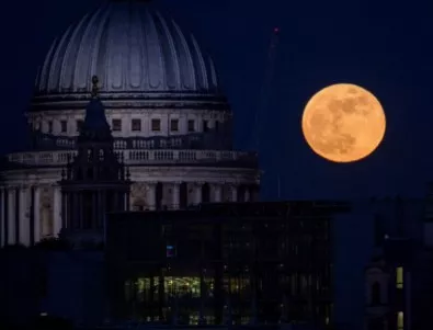 Тази вечер ще има Кървава луна, най-дългото затъмнение на века
