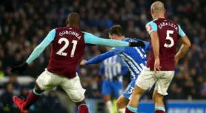 {{ otherArticle[0].article.title }}