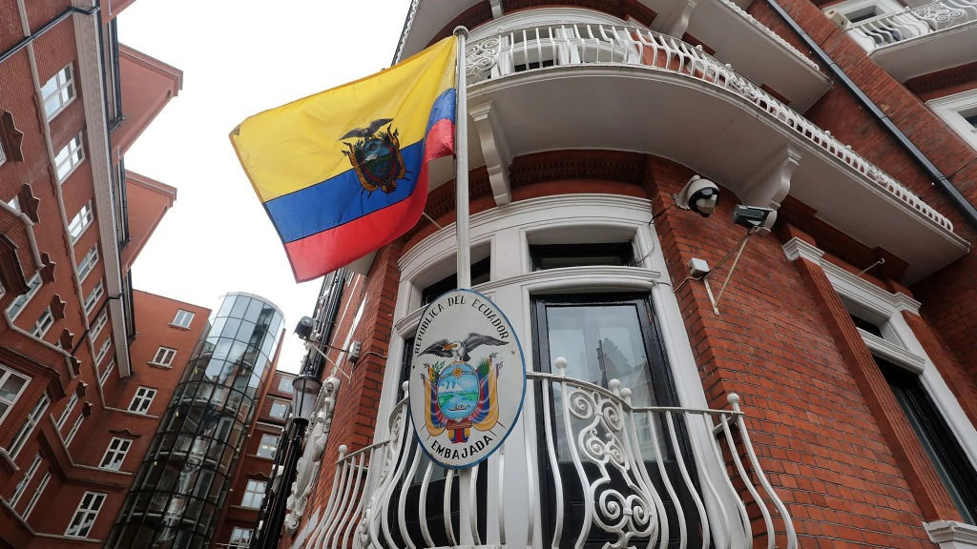 Еквадор готов да възстанови дипломатическите си отношения с Мексико