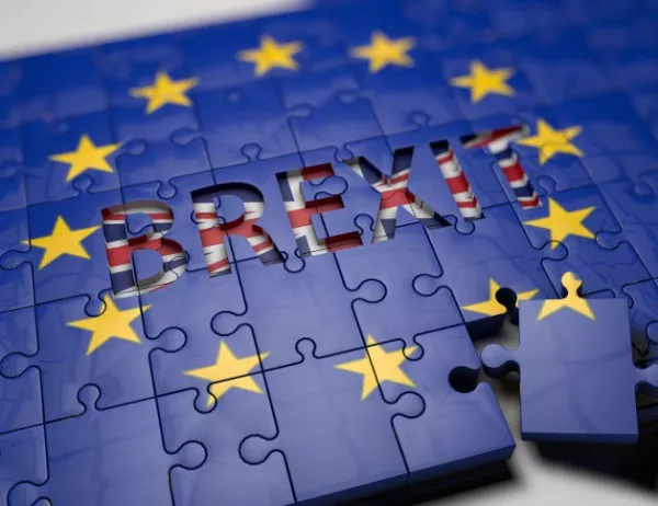 Евроскептик: Британски министри заговорничат, за да провалят Brexit