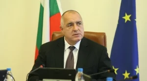 Борисов посъветвал Петкова да хвърли оставка 
