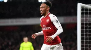 {{ otherArticle[0].article.title }}