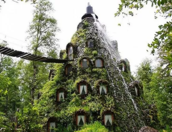 "Вълшебната планинска къща" - един магически хотел в Чили