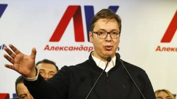 Вучич: Забавянето на преговорите с Косово може "да подпали" региона