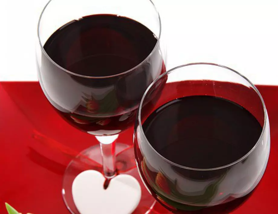 Рекордни 90 проби за конкурса "Най-добро домашно вино" в Асеновград