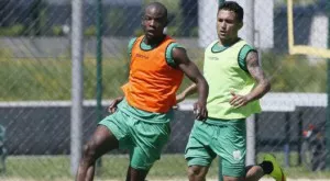 {{ otherArticle[0].article.title }}