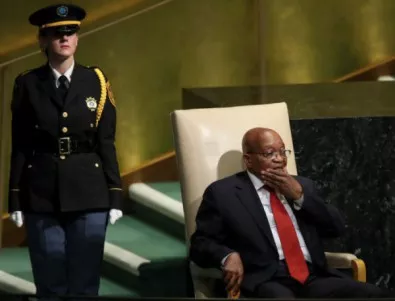 Южноафриканският президент подаде оставка след корупционен скандал
