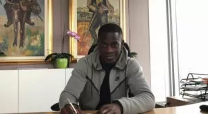 {{ otherArticle[0].article.title }}