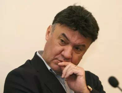 Борислав Михайлов изхвърча от Изпълкома на УЕФА