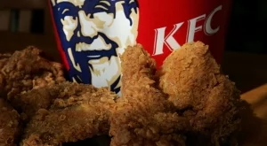 KFC затвори ресторанти във Великобритания, свръшило пилешкото