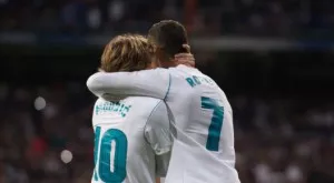 {{ otherArticle[0].article.title }}