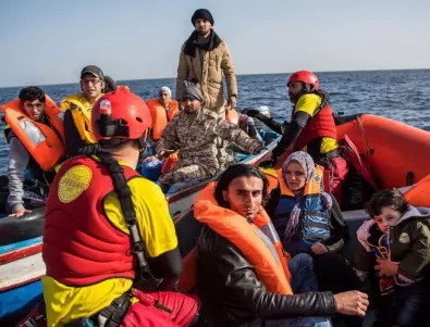 Турция спаси над 100 нелегални мигранти в Егейско море