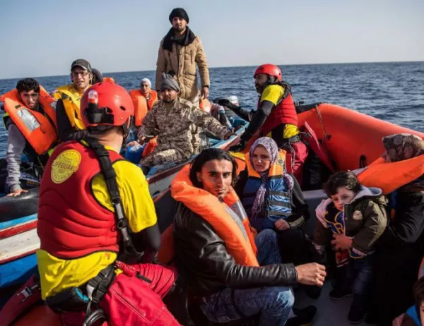 Стотици мигранти загинаха в Средиземно море само за три дни