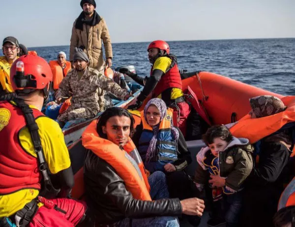 Фронтекс: Има нов мигрантски маршрут - от Мароко за Испания