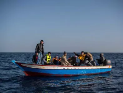 Лодка с над 150 мигранти потъна край Северен Кипър, 16 се удавиха
