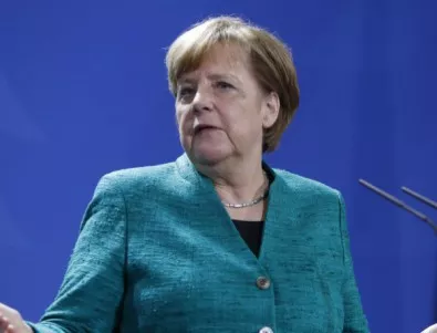 Либералите в Германия искат да намалят мандата на Меркел