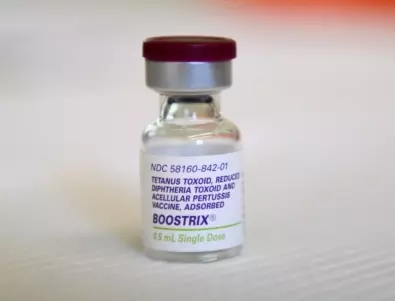 Поставят първата ваксина срещу коклюш при бебетата по-рано