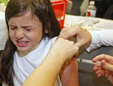 Британският ваксинационен комитет: Здравите деца на 12-15 години не се нуждаят от ваксина  