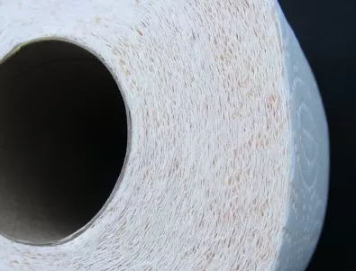В САЩ звънят по спешния телефон за тоалетна хартия 