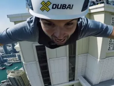 Вижте как Григор Димитров лети между небостъргачите в Дубай (ВИДЕО)
