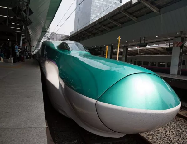Японската прокуратура атакува строителни гиганти заради скоростен влак
